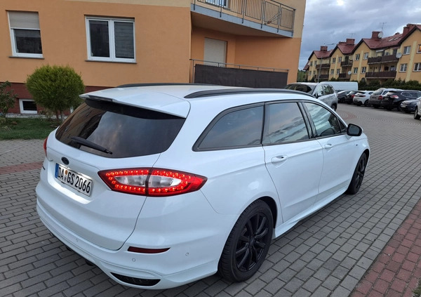 Ford Mondeo cena 58000 przebieg: 199000, rok produkcji 2017 z Wałbrzych małe 667